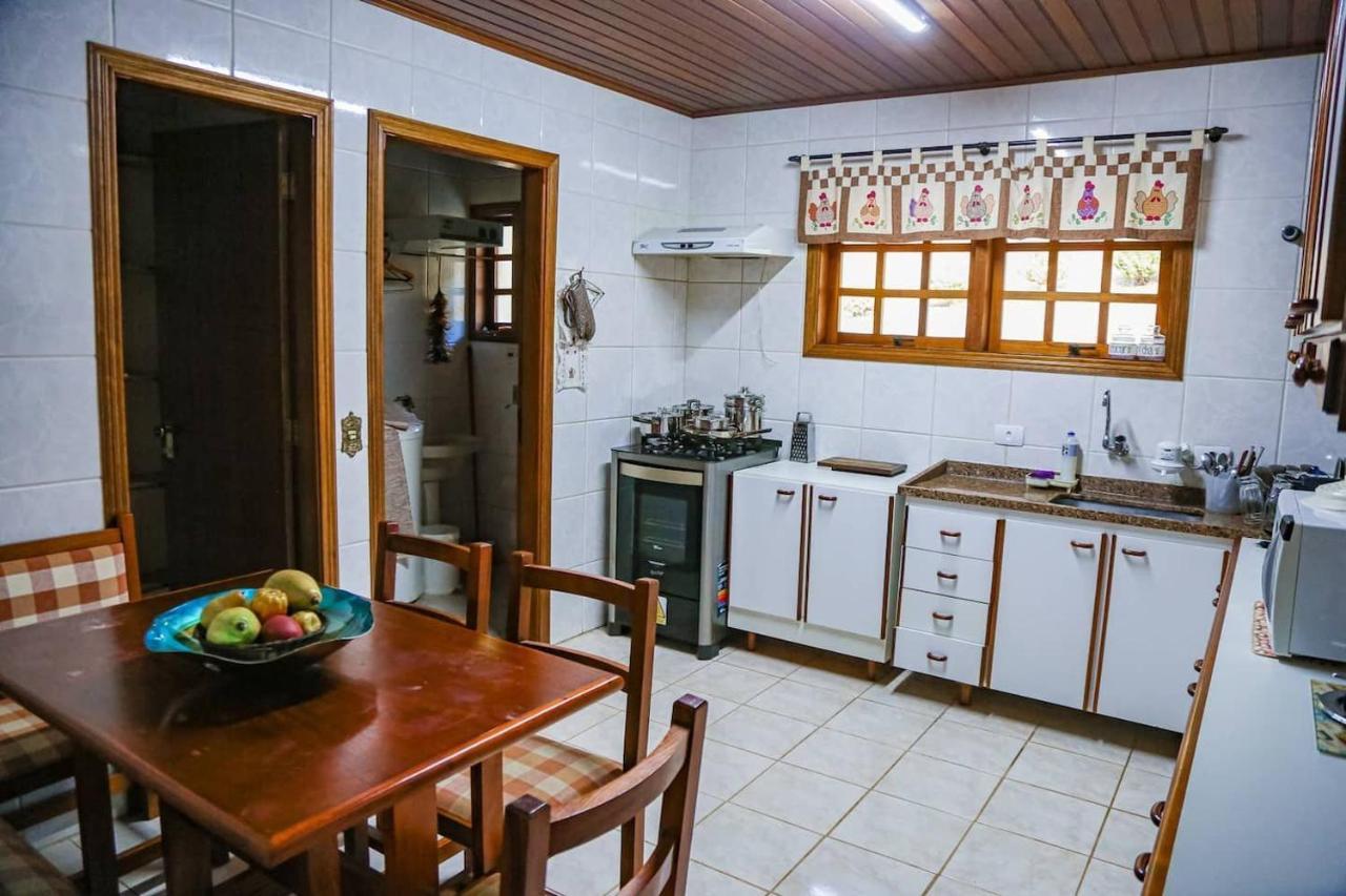 Chale Belga Em Condominio - 1,2 Km Do Centro Turistico Capivari Campos do Jordão Exteriér fotografie